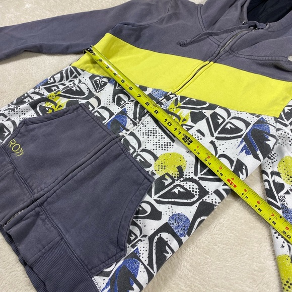 Y2k Roxy Zip-Up Hoodie - Picture 6 of 8